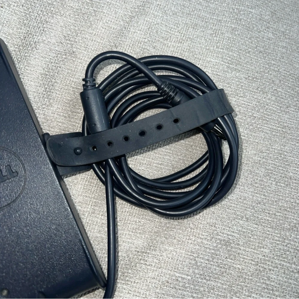 Genuine OEM DELL AC Power Adapter / Charger ADP-90FB Tested